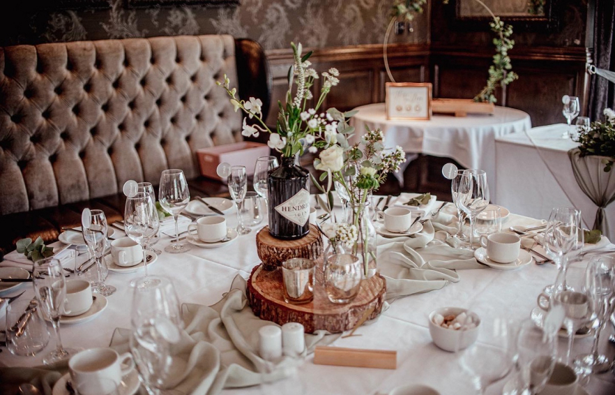 Slaleyhall Dukessuite Carousel Desktop 1